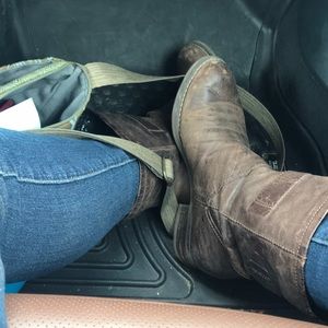 Meet your Posher, Debra